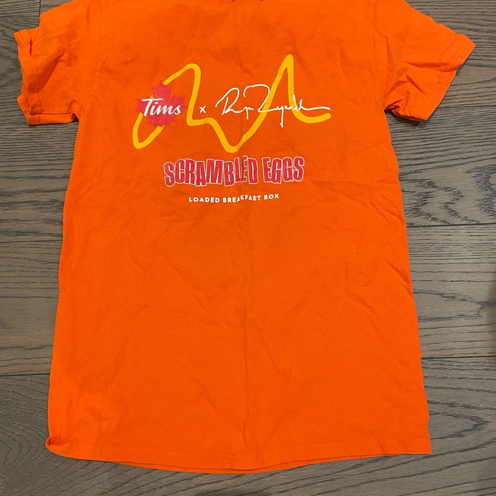 Gildan Orange Graphic Tee
